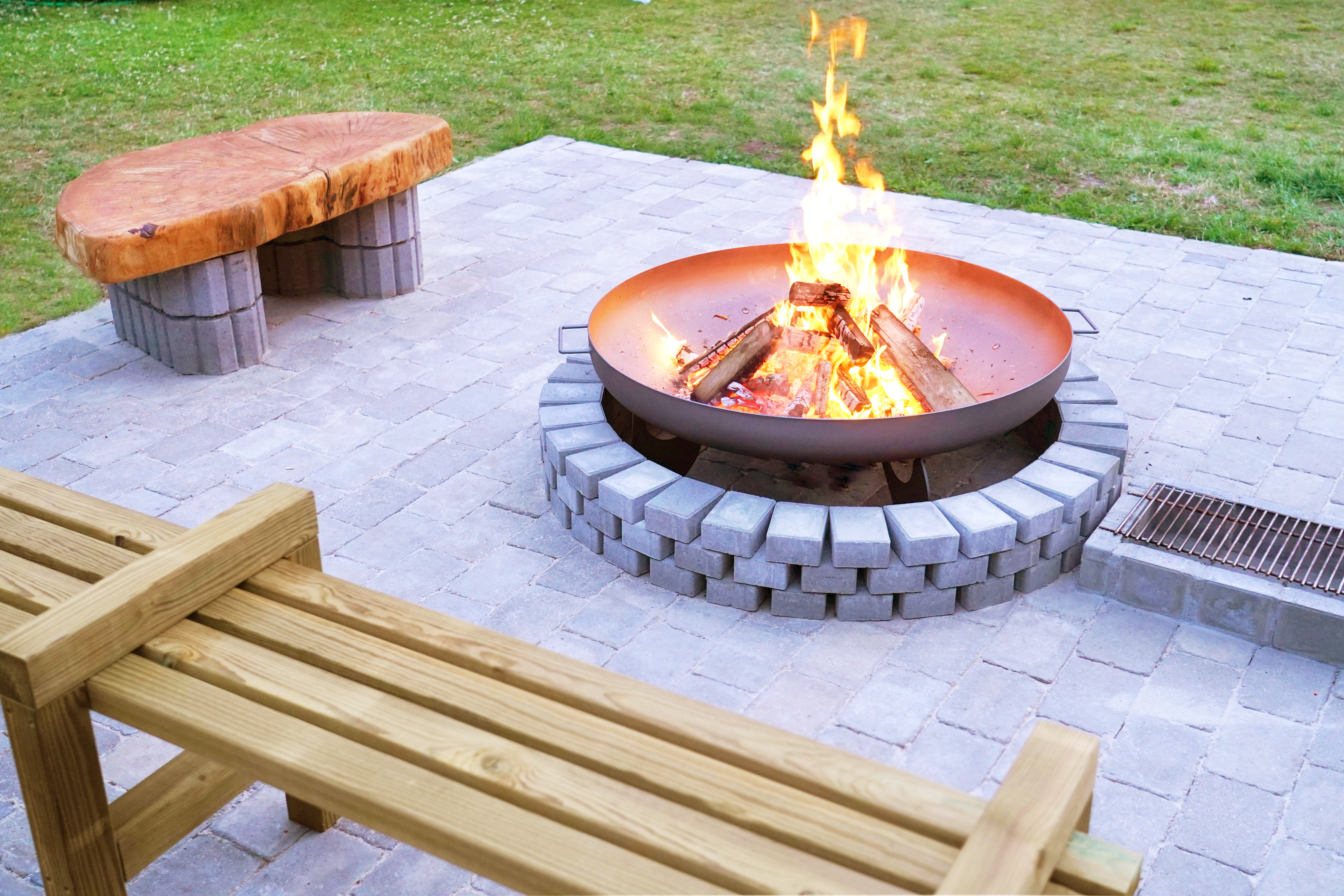 backyard fire pit fireplace